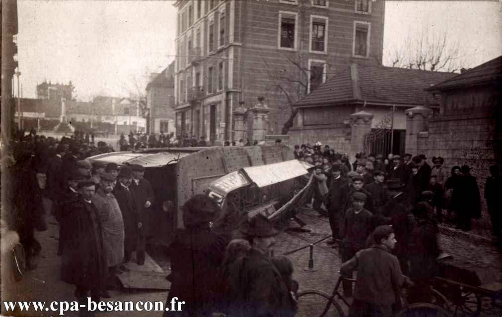 BESANÇON - Avenue Carnot - Accident de tramway du 20 décembre 1902